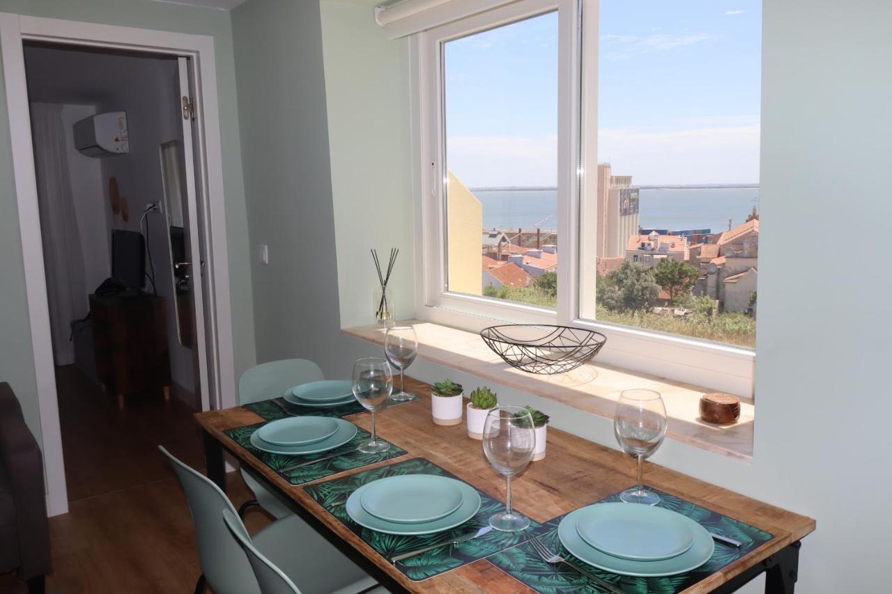 Lisbon, T2 Renewed Duplex With River View, Beato, Lisboa Εξωτερικό φωτογραφία
