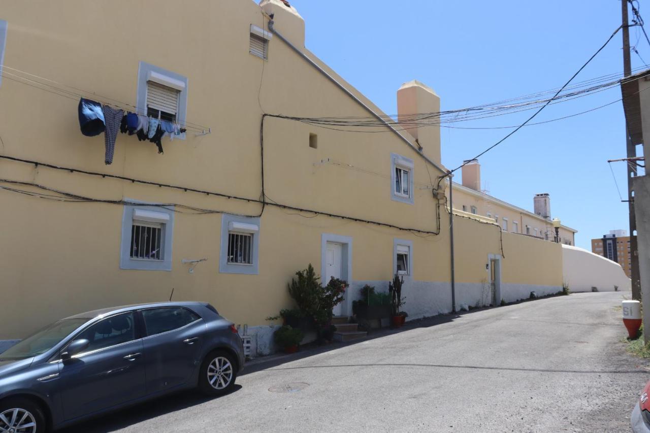 Lisbon, T2 Renewed Duplex With River View, Beato, Lisboa Εξωτερικό φωτογραφία