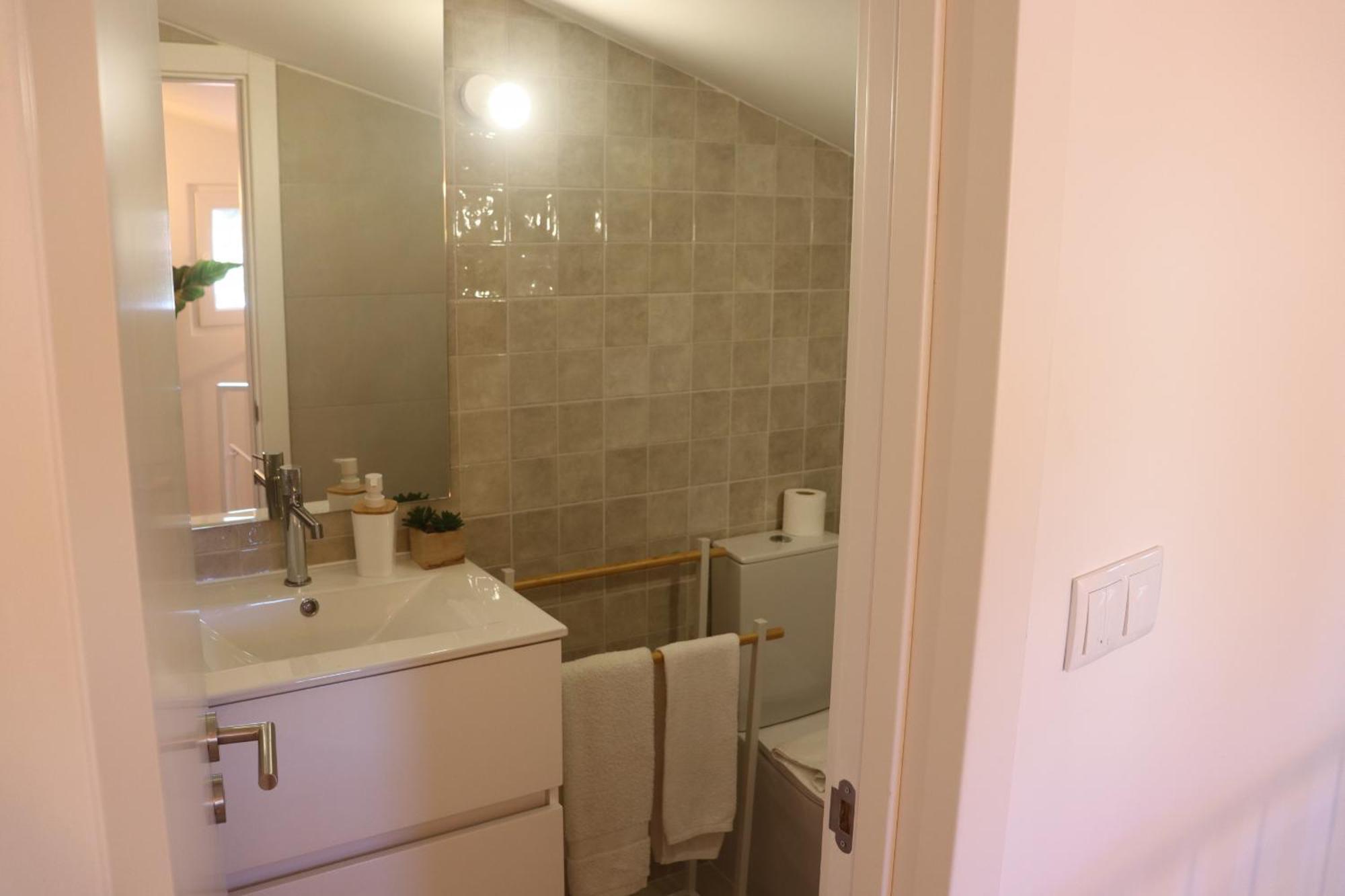 Lisbon, T2 Renewed Duplex With River View, Beato, Lisboa Εξωτερικό φωτογραφία